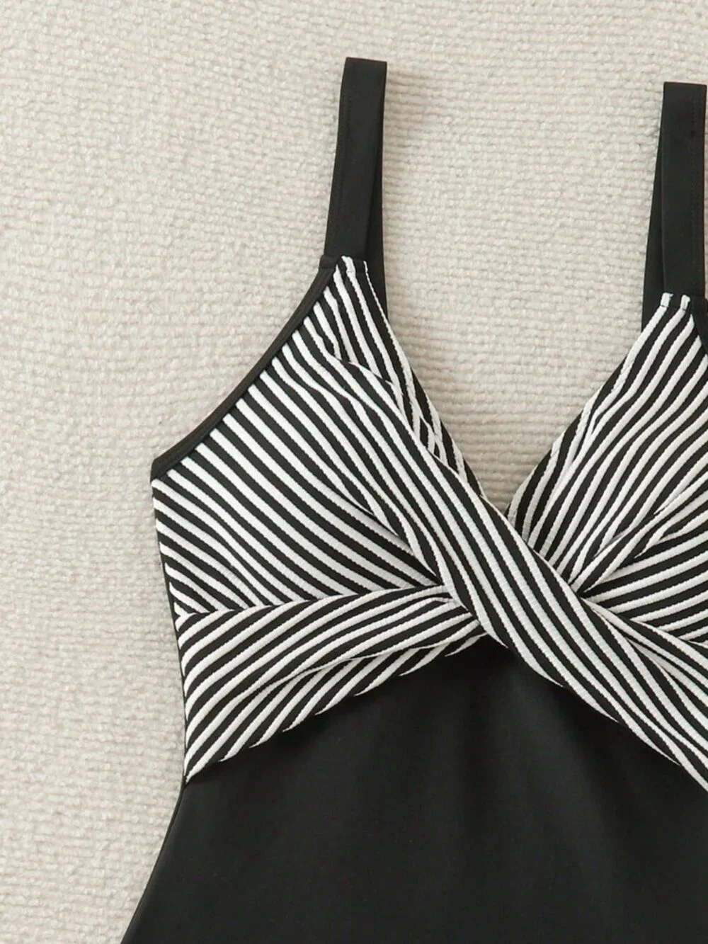 Black And White Casual Women's Striped Crisscross Front One-Piece Suit